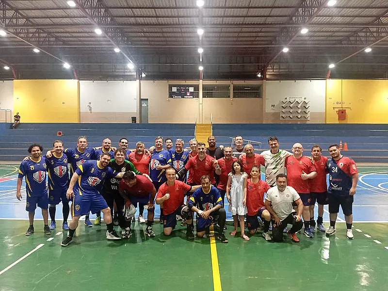 Time de Handebol Master de Guarujá é vice-campeão no Paraná