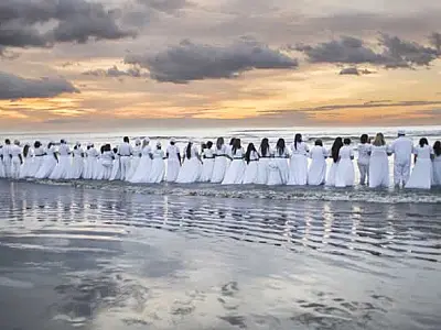 Andrea Goldschmidt lança exposição 'Iemanjá em Festa' em homenagem ao festejo de Praia Grande