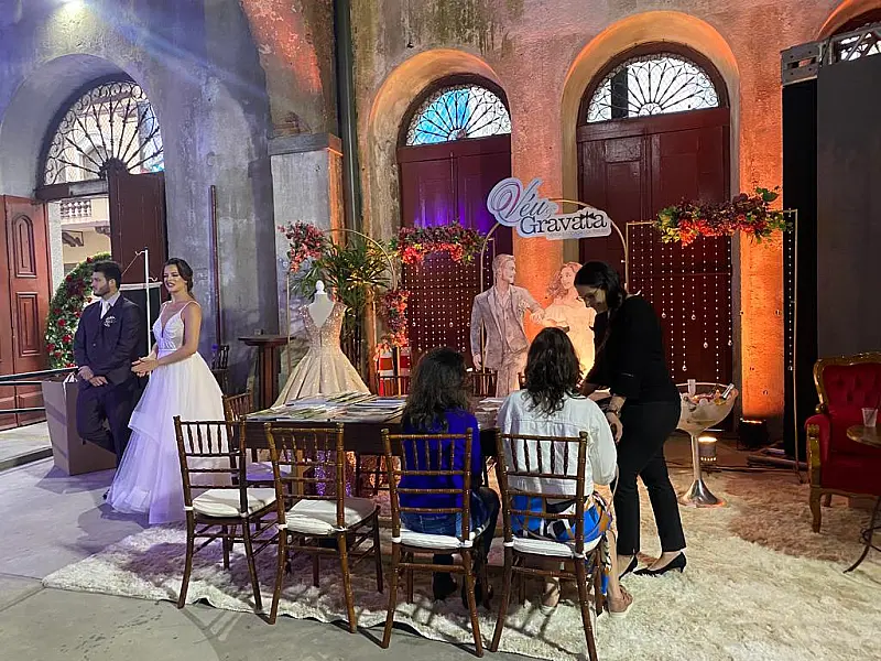 Casa da Frontaria Azulejada, em Santos, reúne indústria do casamento em evento