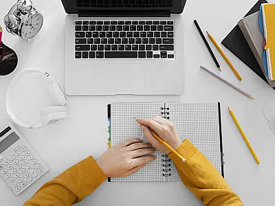 Falta de cursos de qualificação afasta jovens do mercado de trabalho
