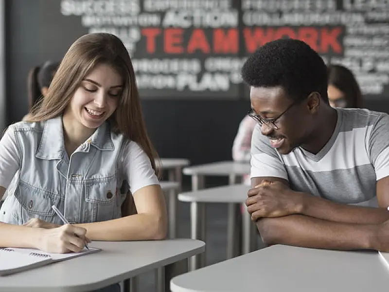 Prefeitura de Mongaguá abre inscrições para curso gratuito de inglês para crianças e jovens