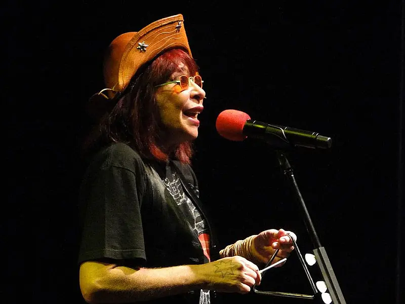 Público diz adeus a Rita Lee no planetário do Ibirapuera em São Paulo