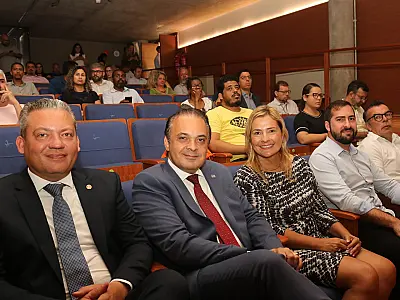 Fórum no Museu Pelé incentiva o turismo e divulga linhas de crédito para empreendedores