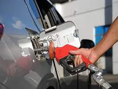 Consumo de combustíveis bate recorde em 2023, e etanol perde espaço para gasolina