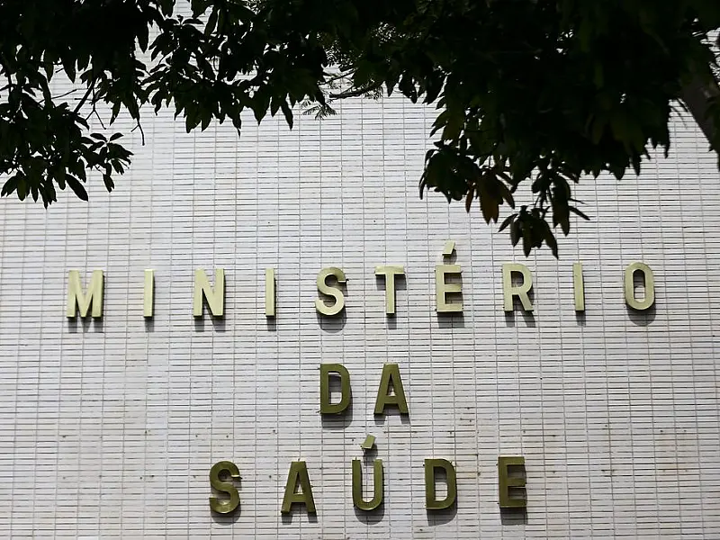 Saúde anuncia compra de insulina em meio a risco de desabastecimento