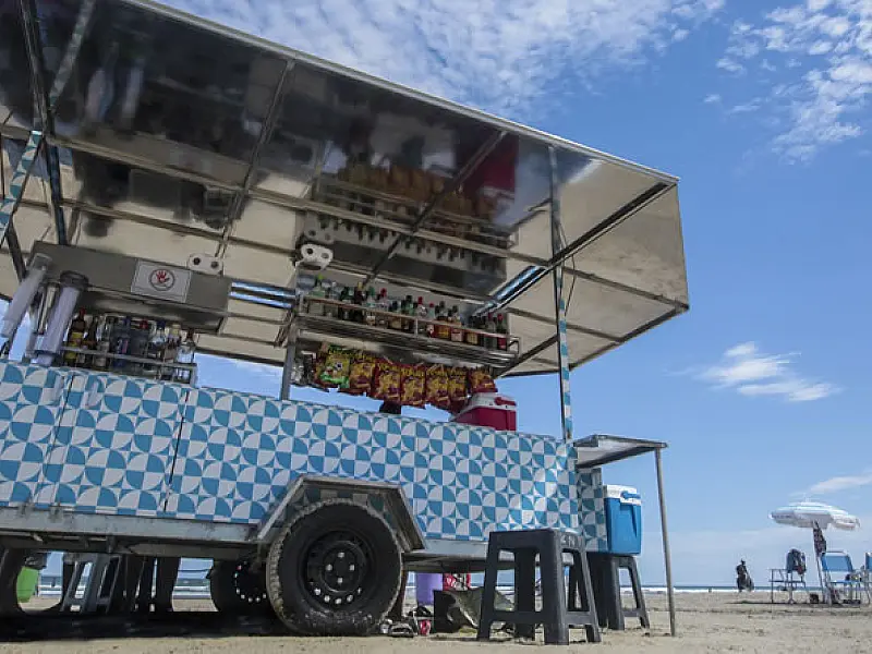 Fiscalização de ambulantes da faixa de areia ganha um novo capítulo em  Praia Grande/SP