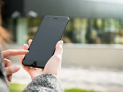 Santista tem mais medo de ter o celular roubado do que a carteira