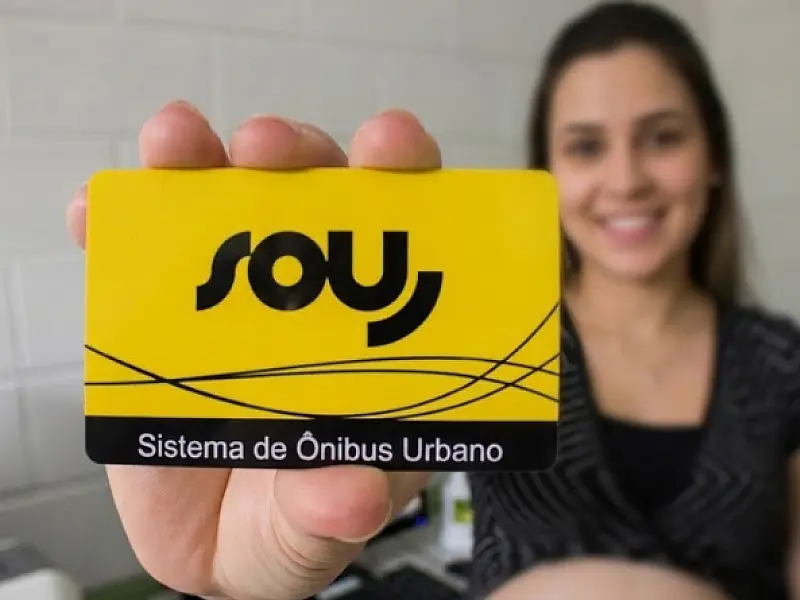 São Vicente lança "Cartão Mamãe Vicentina" com transporte municipal gratuito