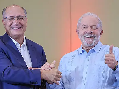 Limites de frente ampla de Lula elevam pressão sobre Alckmin
