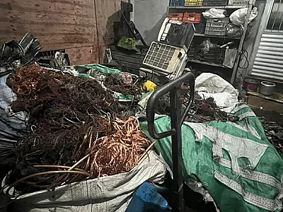 Polícia Civil apreende 4 toneladas de materiais hidráulicos com queixa de furto no litoral de SP
