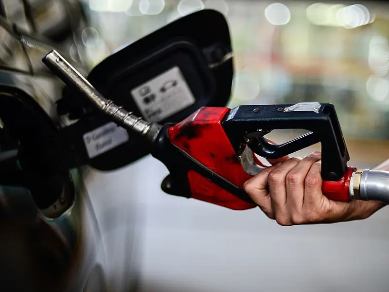 Petrobras aumenta preço da gasolina e do diesel