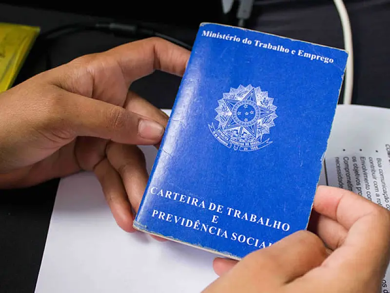 PAT de São Vicente oferece mais de 100 vagas de empregos em diversos setores