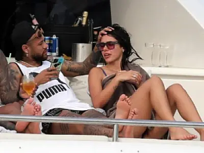Neymar posta pela 1ª vez foto com Bruna Biancardi