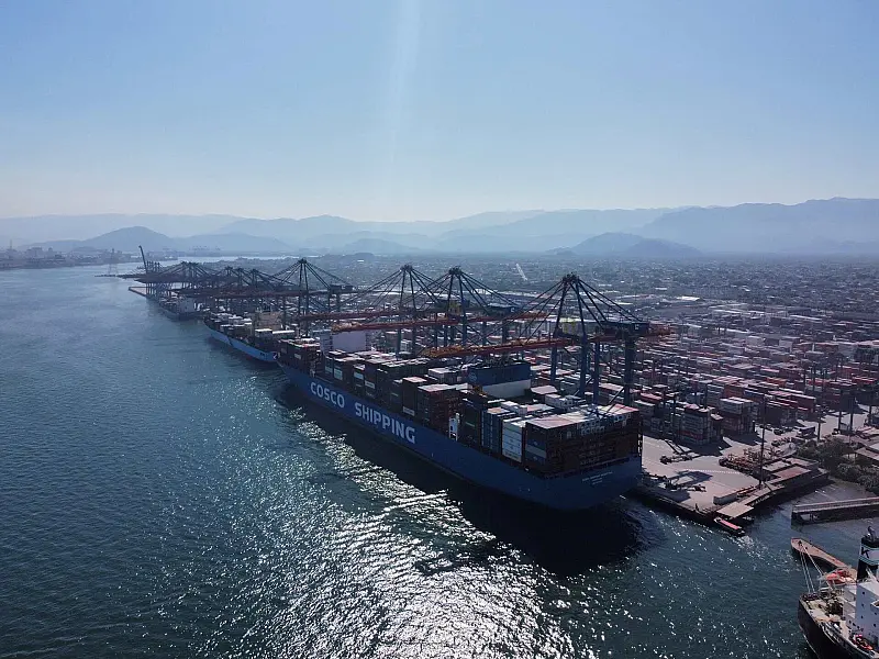 Santos Brasil abre vagas para Programa de Estágio 2025