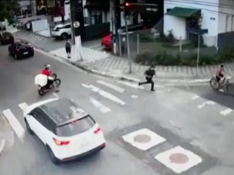 Guarda Civil Municipal apreende menor após roubo de celular no Boqueirão
