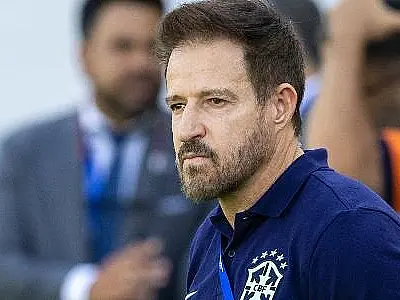 Brasil de Ramon não decola e chega para briga por Paris-24 sob desconfiança