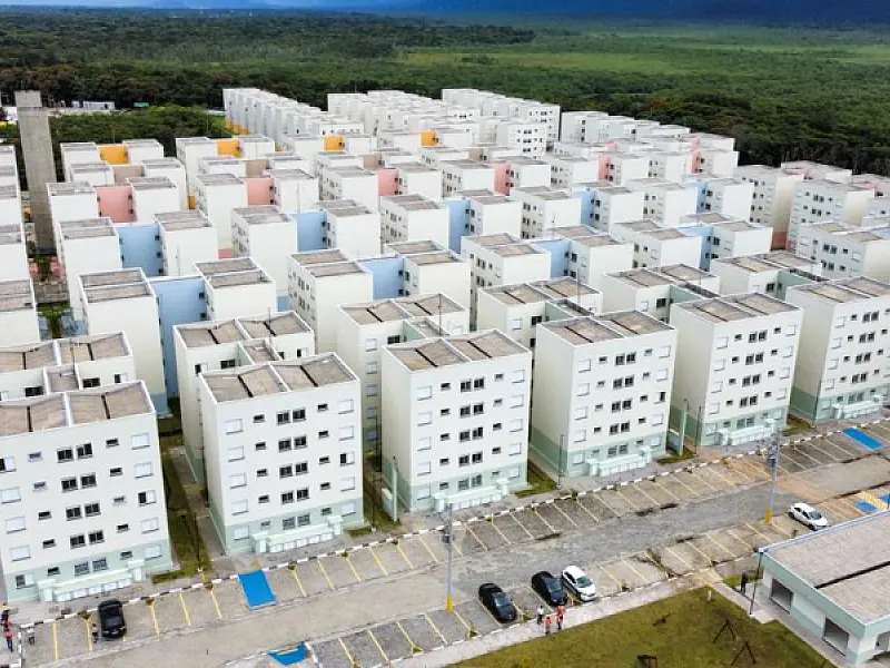 CDHU transfere 15 famílias da Vila Sahy para conjunto habitacional em Bertioga