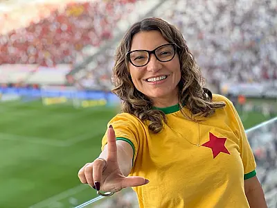 Janja recebe convite para ser madrinha da Imperatriz Leopoldinense no Carnaval