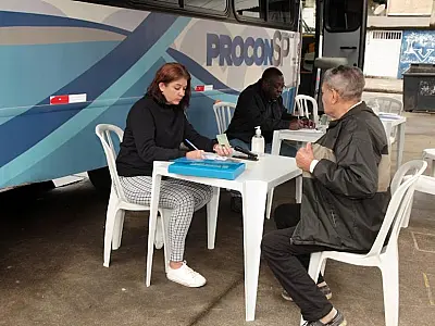 Procon móvel presta atendimento em bairro de Santos nesta quarta-feira