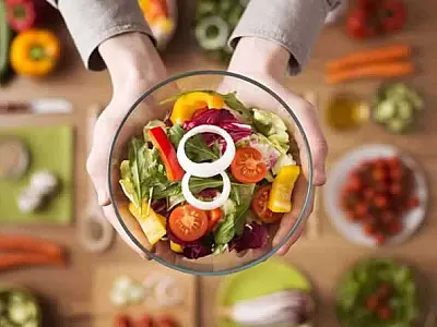Os melhores alimentos e dicas de alimentação para começar o ano com energia e bem-estar
