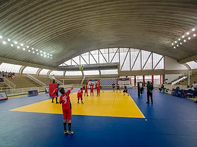 Basquete e vôlei agitam os Jogos Escolares de Praia Grande