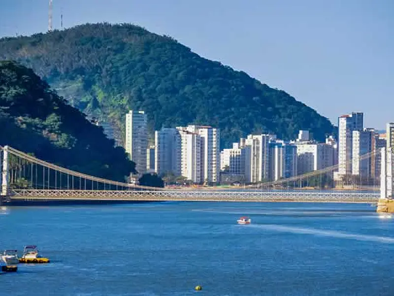 Ponte Pênsil será interditada temporariamente para garantir segurança dos trabalhos nesta semana