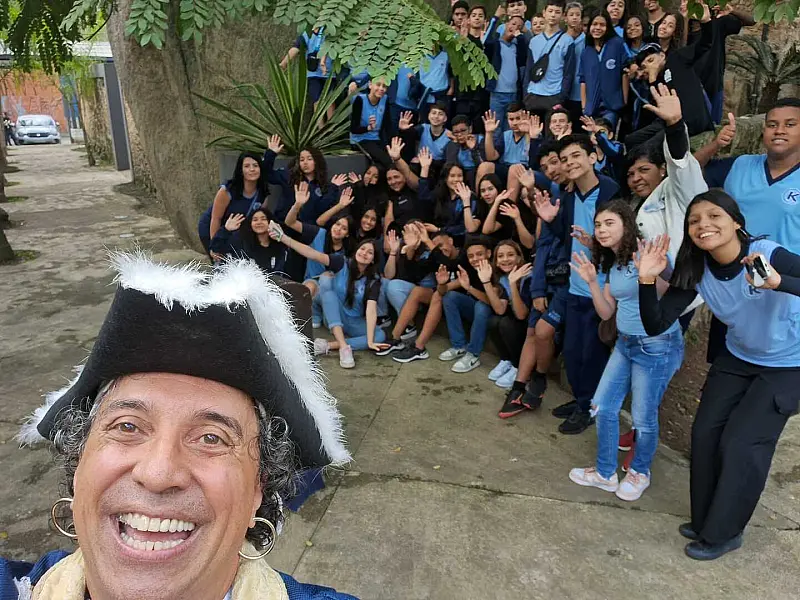 Ponto turístico de Santos volta a receber escolas na visita interativa