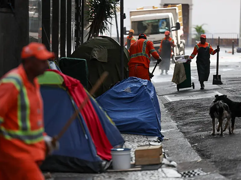 Bancada do PT propõe CPI para investigar remoção de barracas por Prefeitura de SP