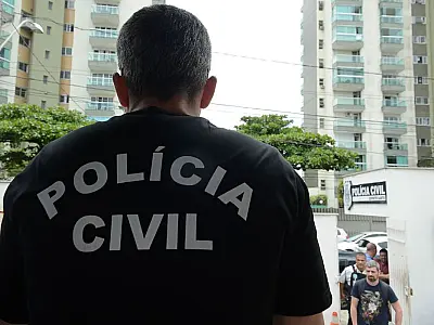 Polícia apreende adolescente que planejava ataque à escola no Rio