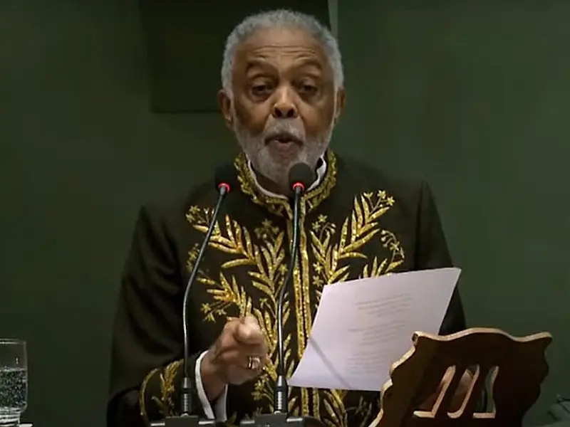 Gilberto Gil toma posse na Academia Brasileira de Letras