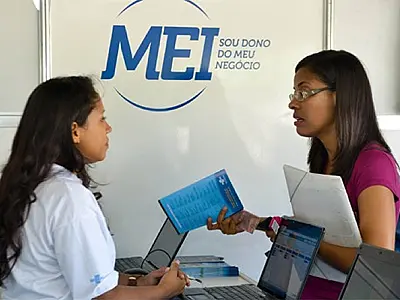 Sebrae-SP realiza mutirão para auxiliar MEIs a fazerem Declaração Anual de Rendimentos no Vale do Ri
