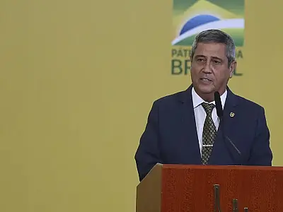 Braga Netto teve participação concreta em atos golpistas, diz PF