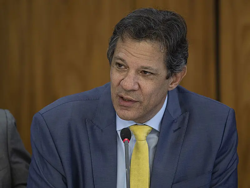 Haddad diz que já imaginava queda do dólar e cobra 'harmonização' do BC