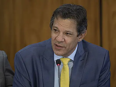 Haddad diz que já imaginava queda do dólar e cobra 'harmonização' do BC