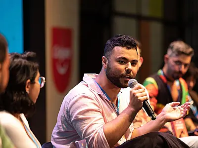Bienal: autores LGBTQIA+ conquistam visibilidade e comemoram audiência
