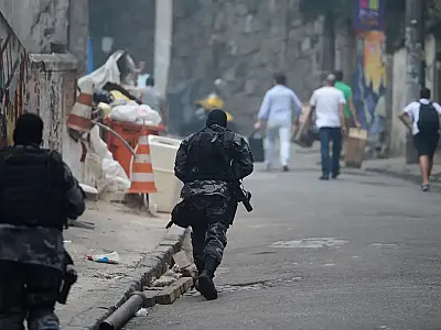 Mortes por intervenção policial quase triplicam em 10 anos no país