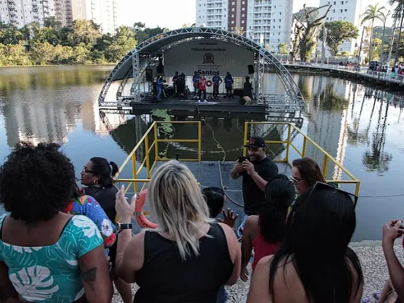 Lagoa da Saudade, em Santos, comemorou aniversário com muita música