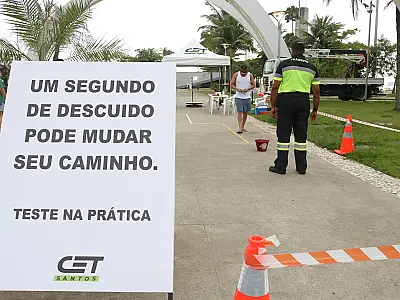 Campanha de trânsito prepara santistas e turistas para momento de maior movimento na Cidade