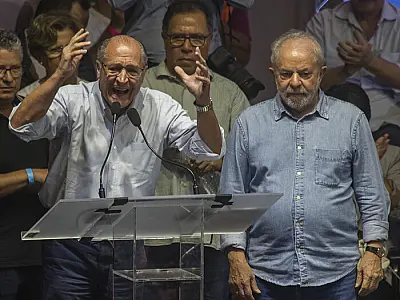 Lula-Alckmin incluiu palpite de marqueteiros, conversa de elevador e coincidências