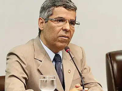 Líder integralista assume mandato de deputado federal