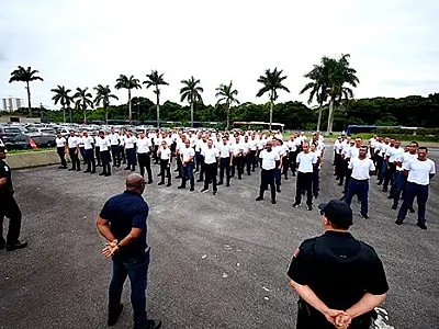 Setran ministra curso preparatório para candidatos ao cargo de GCM de Praia Grande