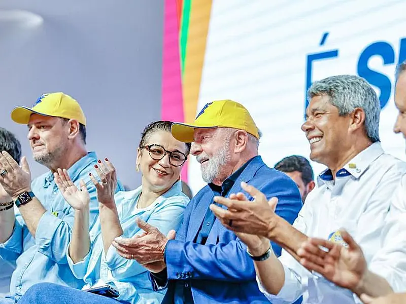 Lula: Brasil precisa da agricultura e da indústria, não há rivalidade