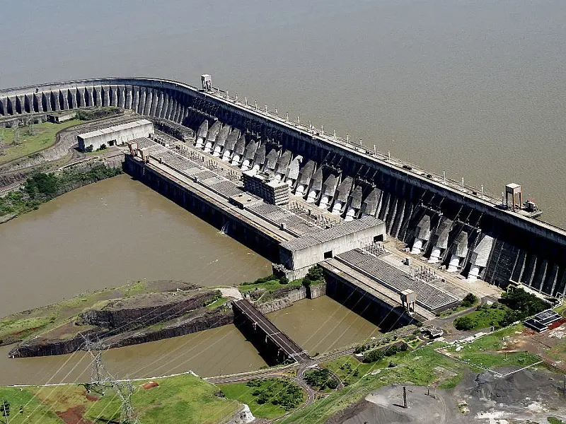 Retirada de água do meio ambiente atinge 4,1 trilhões de m³ em 2020