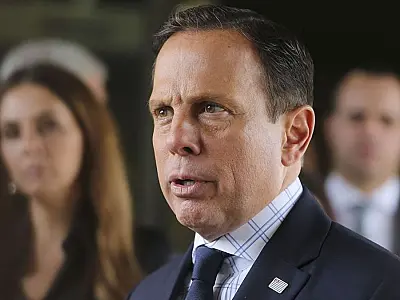 A dez dias de deixar o cargo, Doria promete aumentar em 50% escolas de tempo integral