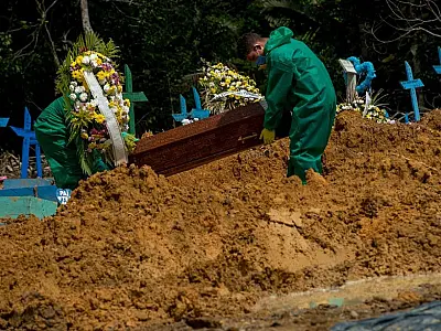 Brasil registra 381 mortes por Covid e mais de 47 mil casos em 24 horas