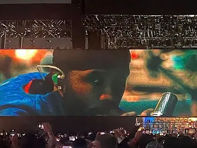 Frank Ocean tem retorno controverso aos palcos e diz que não lançará nada agora