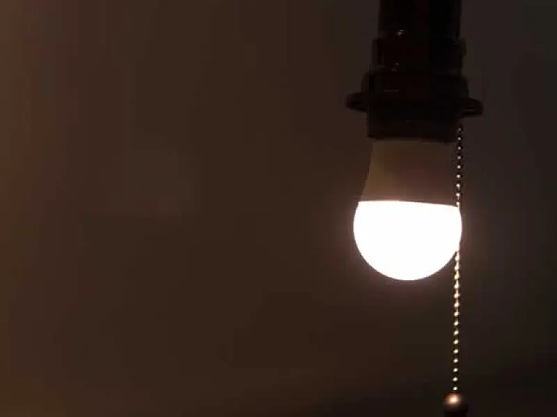 Verão mais econômico: GetNinjas compartilha 10 dicas para reduzir o consumo de energia