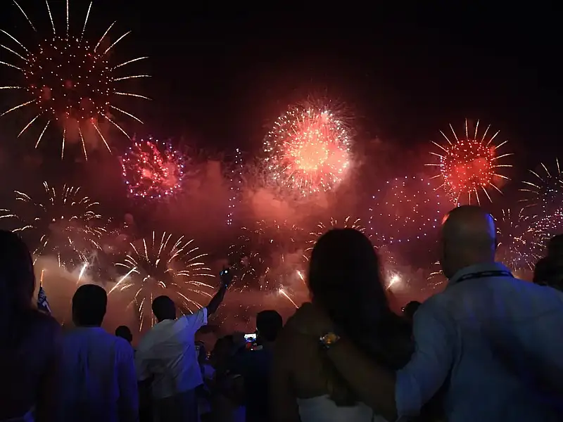 Queima de fogos pode desencadear crise sensorial em autistas