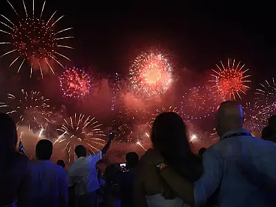 Queima de fogos pode desencadear crise sensorial em autistas