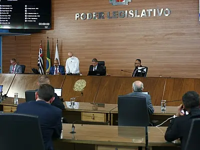 Prefeitura de Cubatão apresenta projeto de lei de aumento salarial para servidores de nível superior